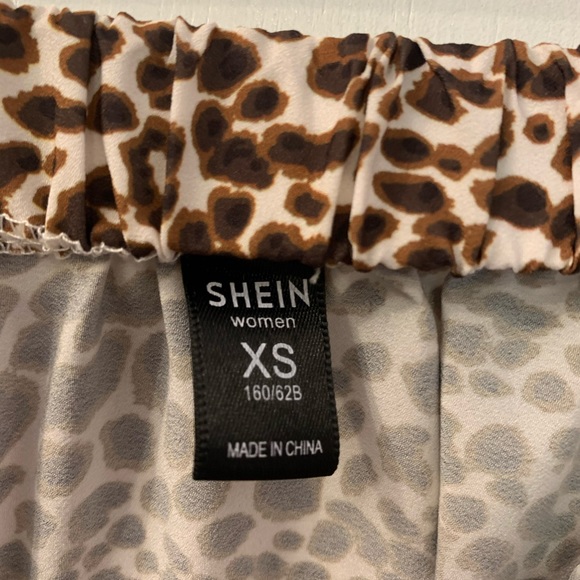 Shein Skirt - Picture 2 of 3